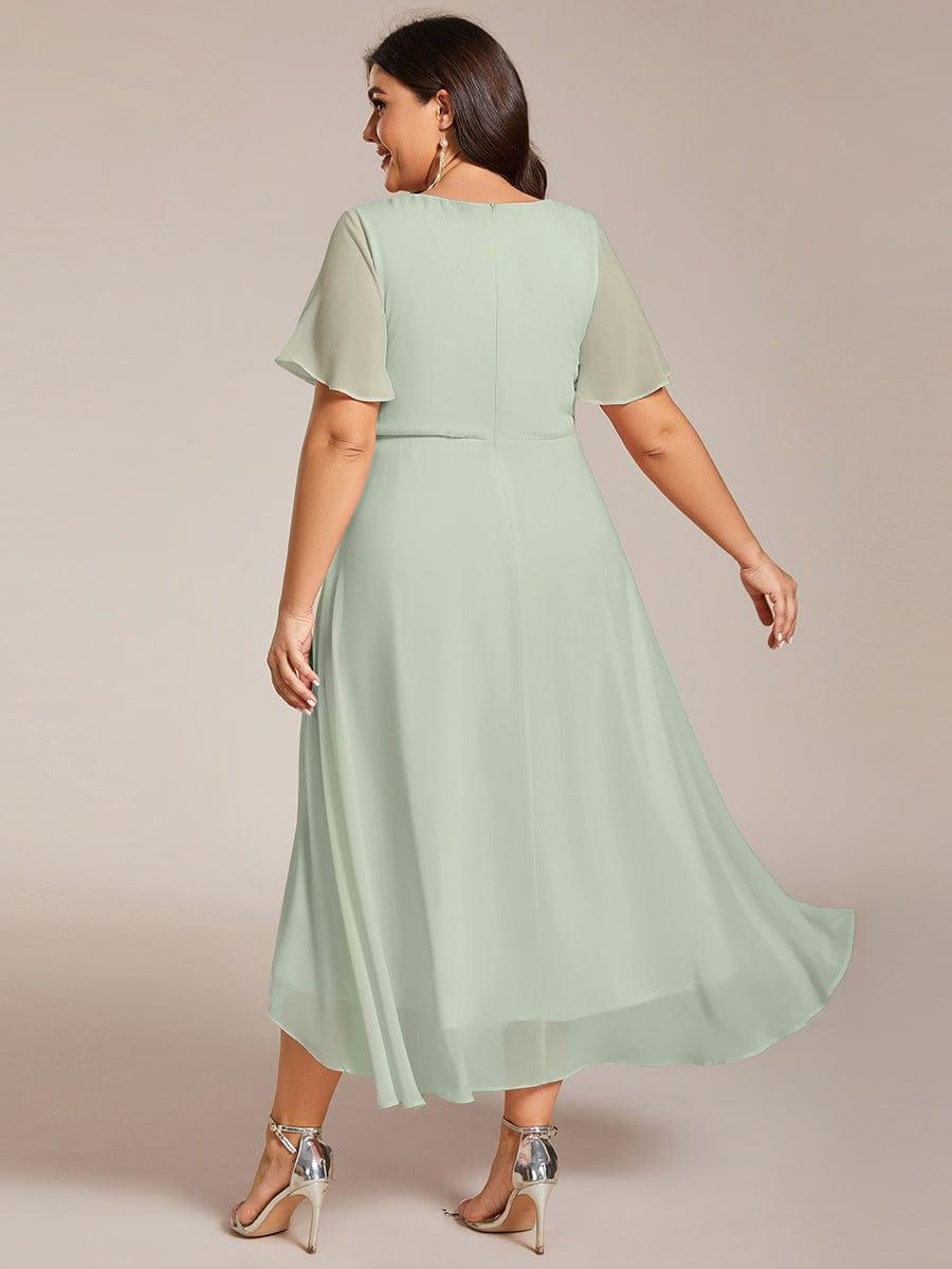 EG02084MG-PR2_be77f7fe-0f6b-4a26-af29-52d88b58f7df Plus Size Chiffon Short Sleeves Pleated V-Neck A-Line Midi Wedding Guest Dress - Image 54