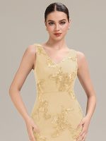 Deep V-Neck Embroidered Sleeveless Evening Dress - Image 20