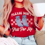 Don't Fall For Me Grippy Socks T-Shirt - Image 7
