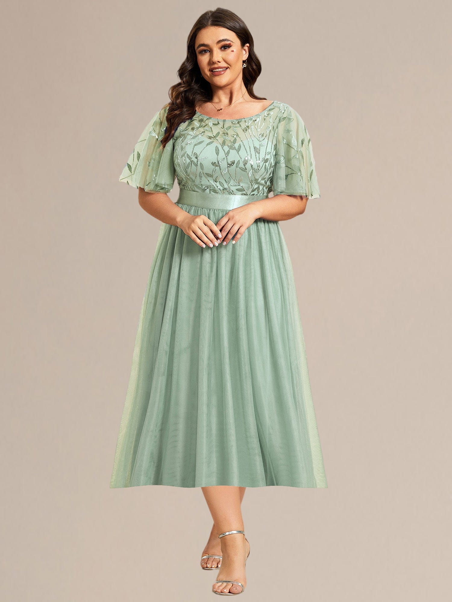 ee00906mg-pjt4_045f8345-582c-404b-82da-76221208e0c0 Plus Size Sequin Leaf Midi Evening Dress - Image 39
