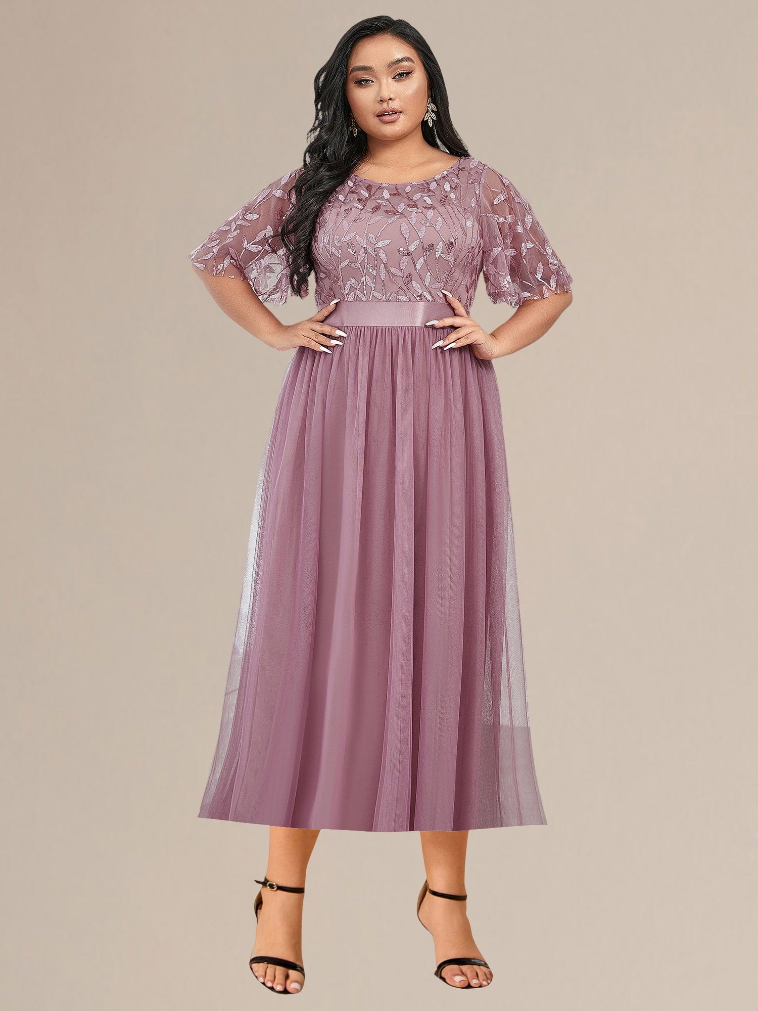 ee00906od-pjt3_ef963cb3-6d7a-49d0-8052-35523a6d5a20 Plus Size Sequin Leaf Midi Evening Dress - Image 47