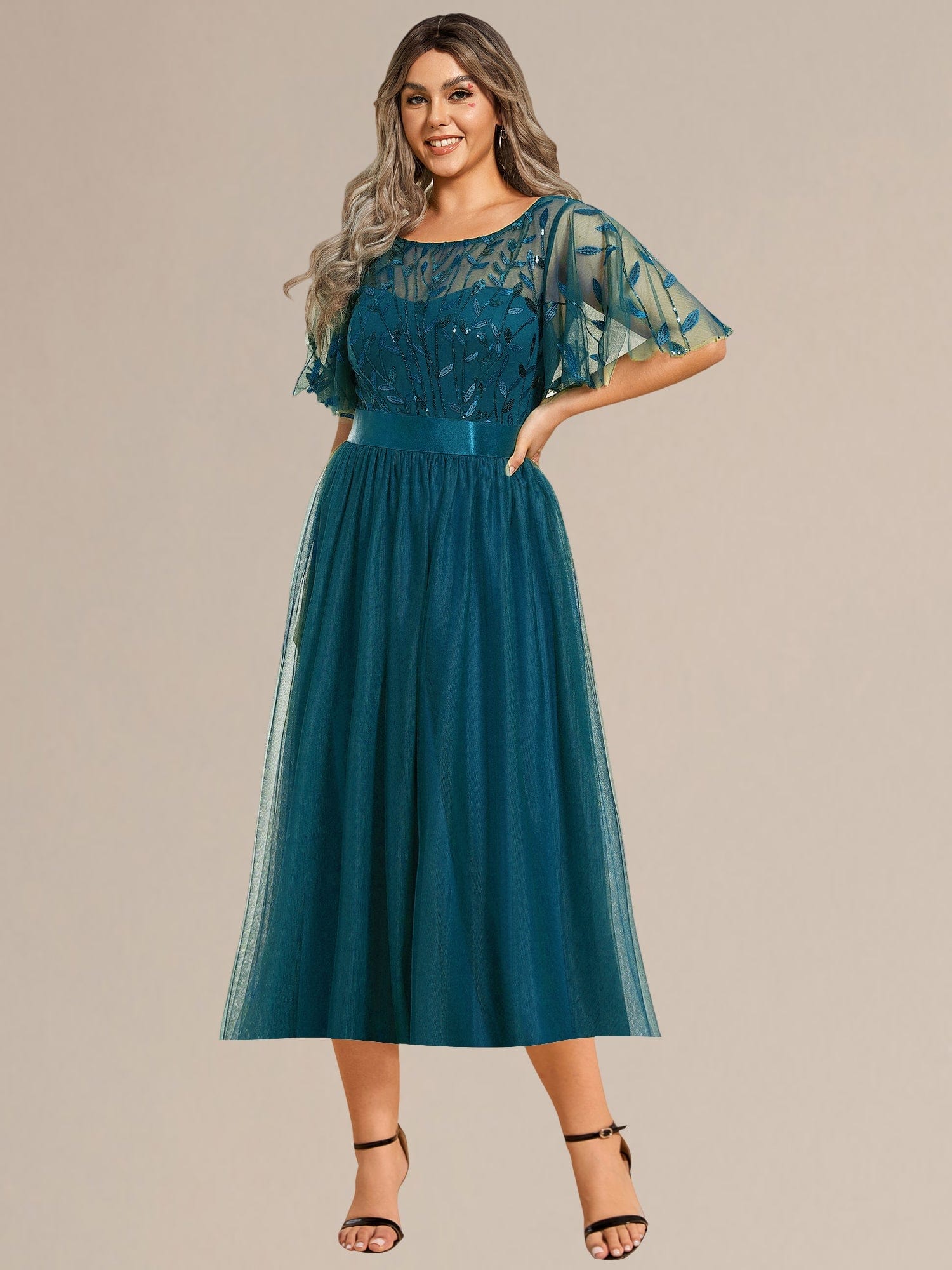 ee00906te-pjt3_34df30a7-d5b8-443a-b6e2-f2664da80e8d Plus Size Sequin Leaf Midi Evening Dress - Image 59